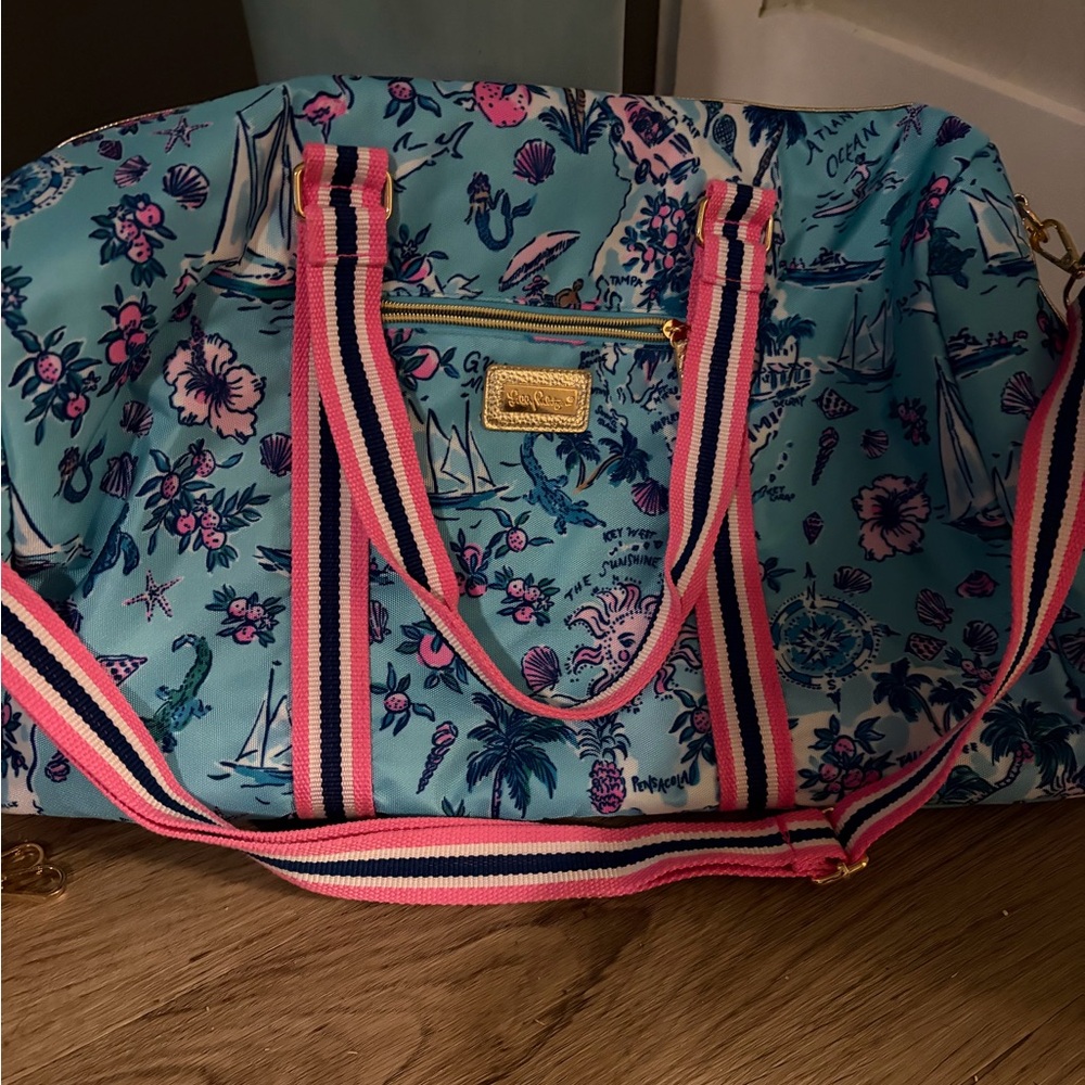 NWOT Lilly Pulitzer Amalfi Blue Weekender Bag - 2 available - Picture 3 of 8